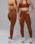A calça legging Gringa é peça perfeita para a Patyzety que procura uma peça que afina a cintura e valoriza o bumbum, possui um design no cos na parte de tras que faz um V, valorizando as partes que nos mulheres amamos.

Produzida no tecido de poliamida co