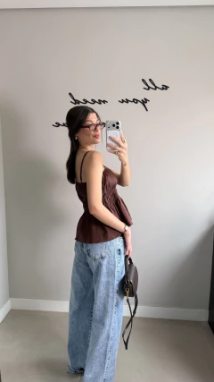 Blusa Esther - Marrom na internet