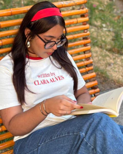 Camiseta Written by Clara Alves na internet