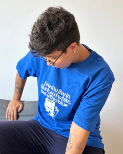 Camiseta Blue (Billie Eilish) na internet