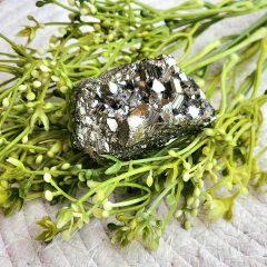 Pirita Bruta - Prosperidade e Empreendedorismo - 123g - Peça Única - comprar online