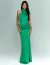 Vestido de festa longo verde bandeira com gola, estilo elegante.