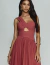 Vestido de festa longo terracota com lenço, modelo elegante e evasê, ideal para madrinhas e convidadas.