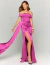 Vestido de festa longo ombro a ombro fúcsia modelo Ibiza, com fenda e caimento sereia, ideal para madrinha ou convidada de casamento e formatura.