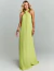 Mulher usando vestido de festa longo plissado na cor lima, modelo frente única, ideal para madrinhas e eventos especiais.