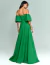 Vestido de festa longo verde com manga bufante, modelo tomara que caia, visto de costas. Ideal para madrinhas, convidadas de casamento ou formatura.