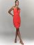 Vestido curto coral com detalhe floral no busto, estilo tomara que caia, ideal para festas e eventos especiais.