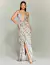 Vestido de festa longo com estampa animal print de onça, estilo Maldivas, em cetim, com alças finas e decote profundo ideal para convidadas