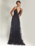 Vestido de festa longo de tule preto com alça trançada, modelo elegante San Rafaelle ideal para evento black tie