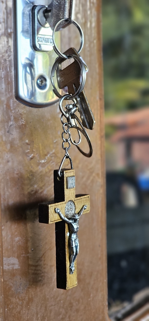 CHAVEIRO DE CRUCIFIXO - comprar online
