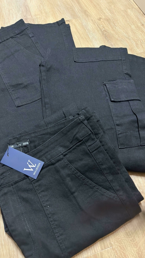 JEANS CARGO NEGRO