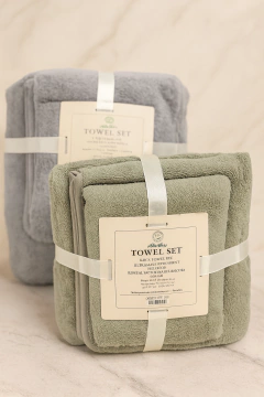 Juego de toallon Trio 3x1 secado rápido - comprar online