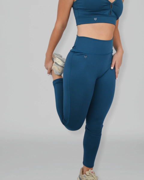 Calza larga Zara azul petróleo - comprar online