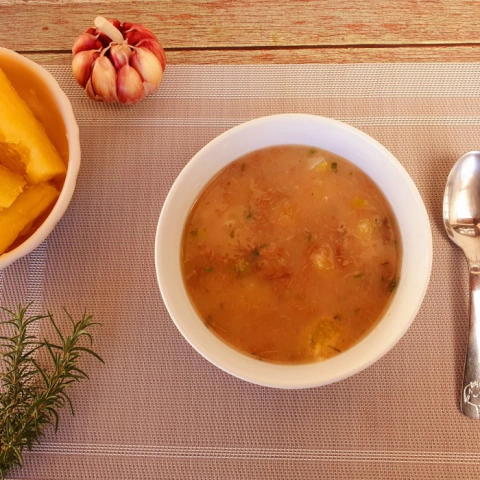 Sopa de Aipim com Carne - 400g