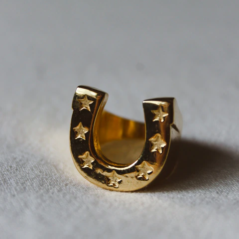 Anillo herradura sin circonias