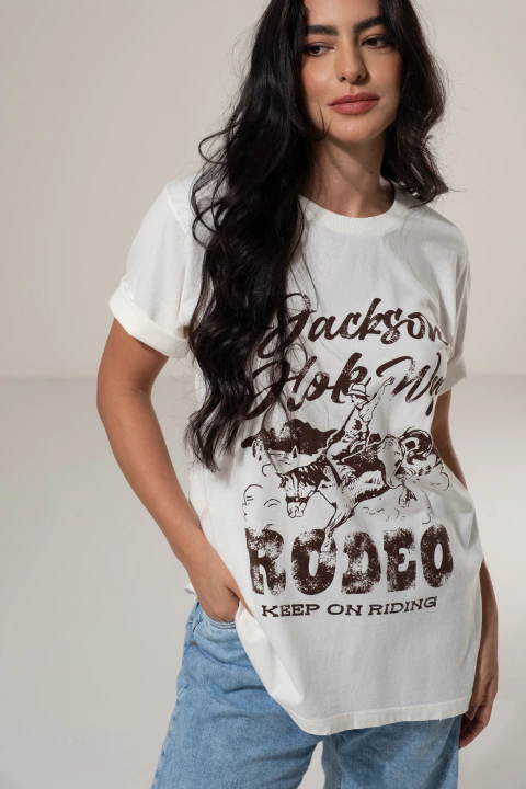 Camiseta Estonada Rodeo Off White - comprar online