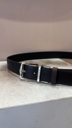 CINTO BURBERRY REVERSIBLE HEBILLA PLATEADA 120x3,5cm - comprar online