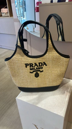 BOLSO PRADA DE MIMBRE CON BORDADO NEGRO - BEIGE - 0009526