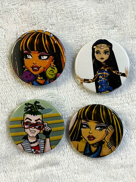 Kit Bottons Personalizados Monster High