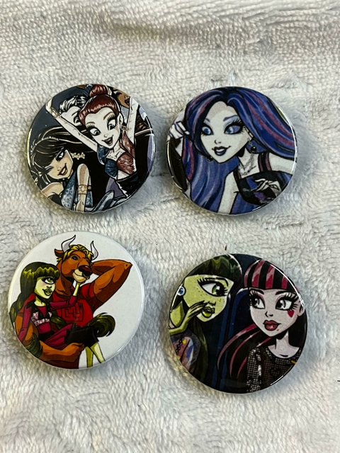 Kit Bottons Personalizados Monster High