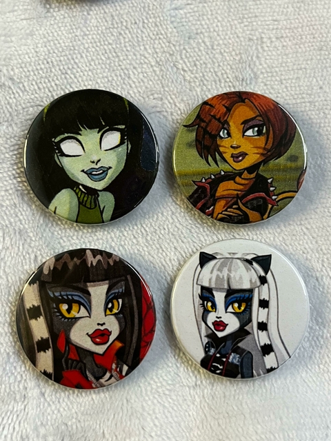 Kit Bottons Personalizados Monster High