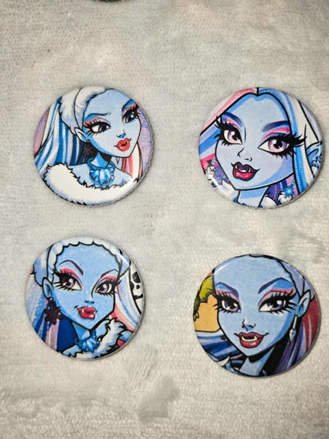 Kit Bottons Personalizados Monster High