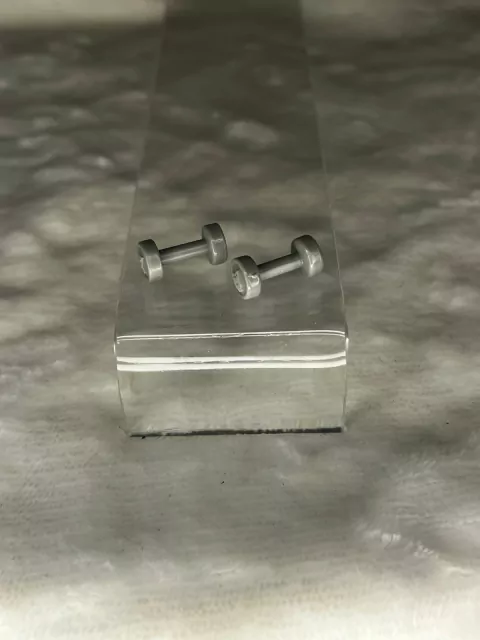 Par de Rodinhas Mala Rochelle Goyle - Scaris - Monster High Boneca