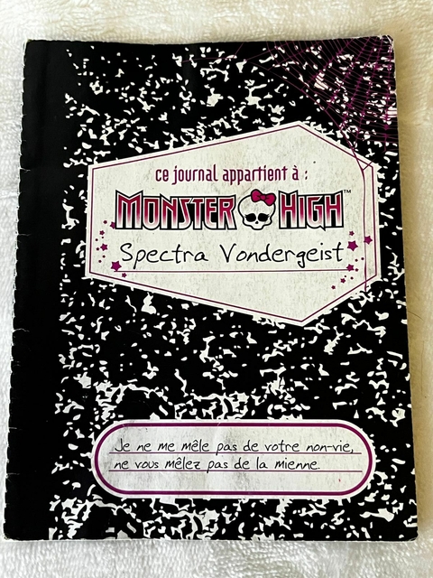Diario Spectra Frances - Monster High Boneca
