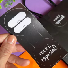 20 Adesivos Lacre "Você é Especial" Preto 11,5x4,5cm (G)
