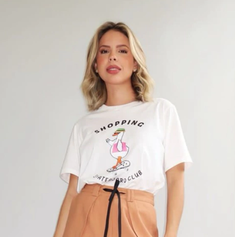 blusa t-shirt pato - aquarella