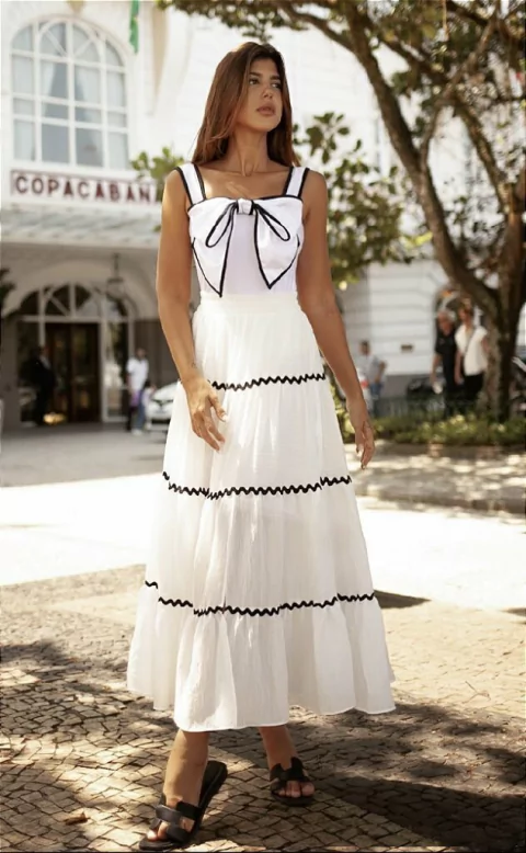 saia midi off white sianinha - luzia Fazzolli