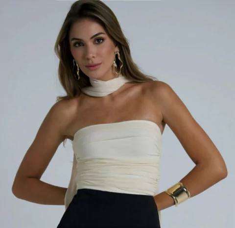 CROPPED OFF WHITE - LOUBUCCA