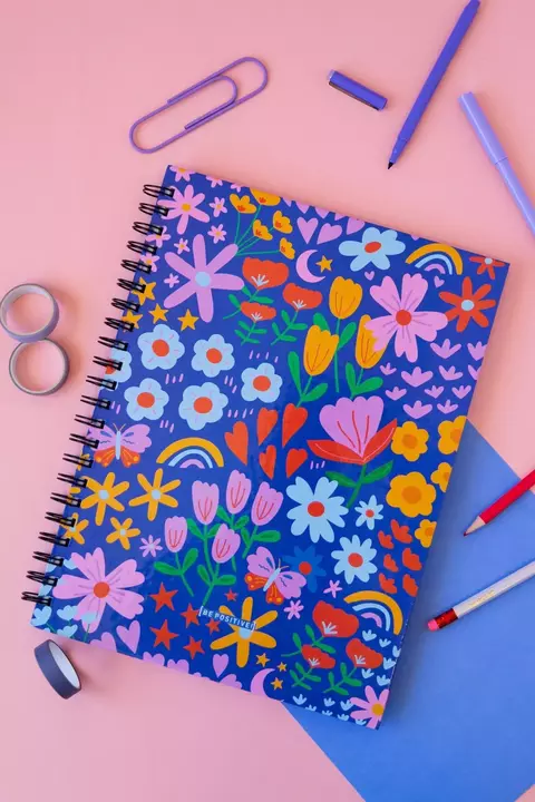 CUADERNO UNIVERSITARIO A4 TAPA DURA PUNTO CERO - FLORES