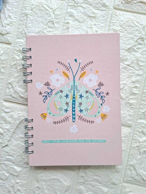 CUADERNO A5 PAOS TAPA DURA, VARIOS MODELOS CON ESPIRAL LISOS, RAYADOS Y PUNTEADOS - comprar online