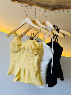 BATA PEPLUM BUSTO TAÇA