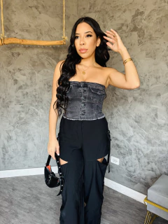 CROPPED JEANS PRETO BOTOES na internet