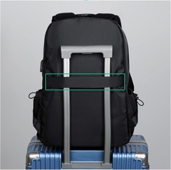 Mochila Impermeable 21L Negra - The otto store