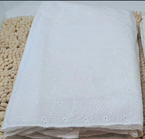 CUBRE SOMMIER BRODERIE 2 1/2 PLAZA - comprar online