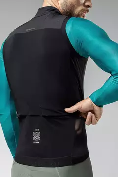 Chaleco Rompeviento Gobik Vector Hombre - tienda online