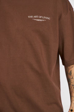 Remera LIVING en internet