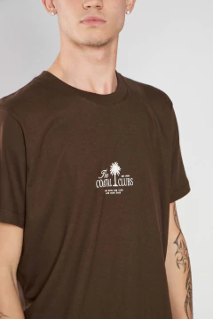 Remera COASTAL CLUB en internet