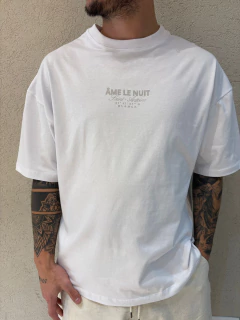 Remera AME LE NUIT en internet