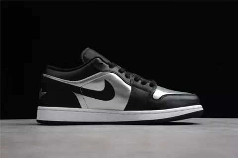 Air Jordan 1