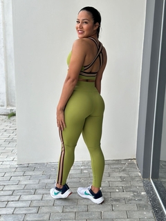 REF.: 1853 CONJUNTO LEGGING COM DETALHE EM ELASTICO