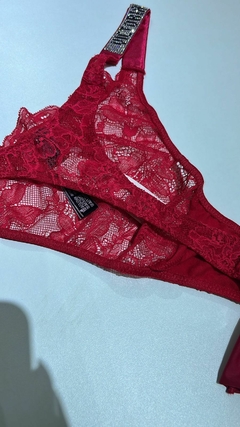 Calcinha Rendada fio sensual Victoria´s Secret - comprar online