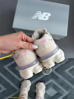 New Balance Chiclete 9060 linha LUXO - Lolla Calçados 
