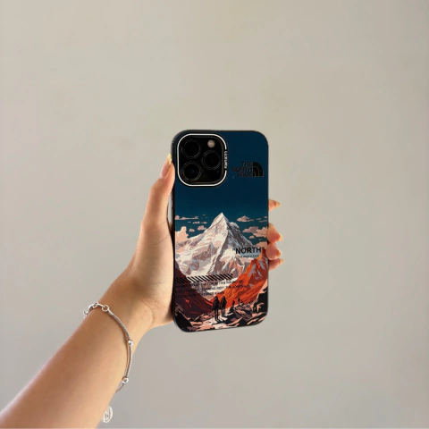 Funda iPhone the North Face Colores Montaña - comprar online