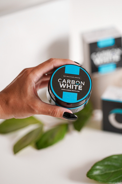 Blanqueador Dental Organico Carbon Activado Vegetal - Sabor Menta by Wanda Nara - CarbonWhite