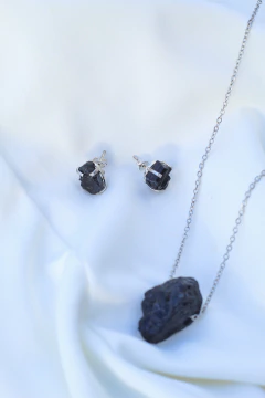 Brinco Bruto Botão - comprar online