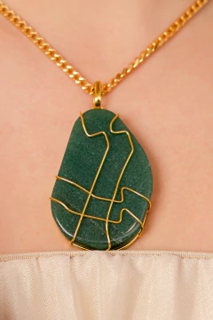 Colar Aramado Quartzo Verde na internet